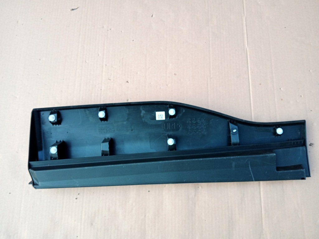 фото №5, Toyota corolla cross правая молдинг дверь задняя