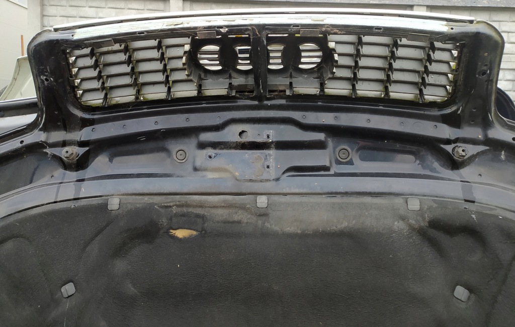 Капот audi a4 b6 00-06 8e0 маленький  giełda pń Доставка