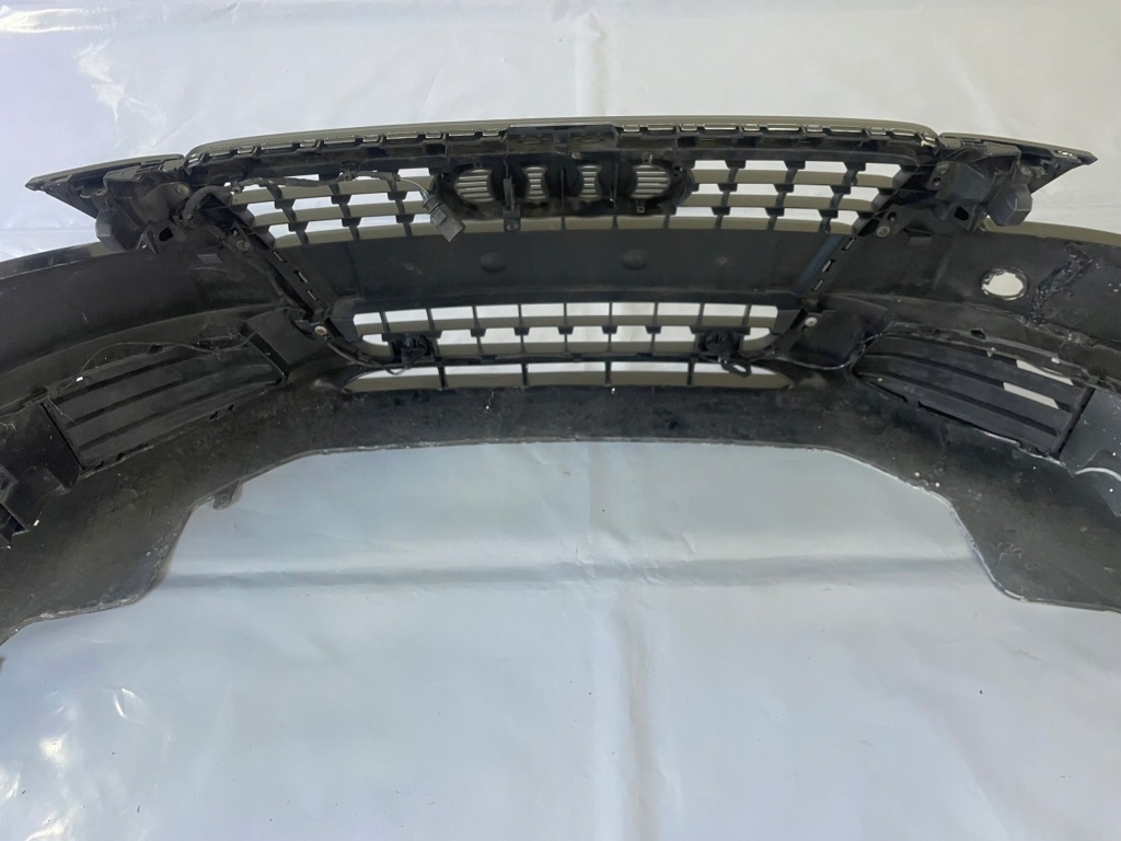 фото №10, Бампер передний перед pdc audi a4 b8 цвет lz9y