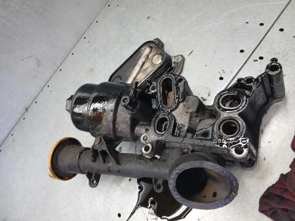 фото №7, Радиатор масла opel corsa c 1.3cdti 04r 55193743