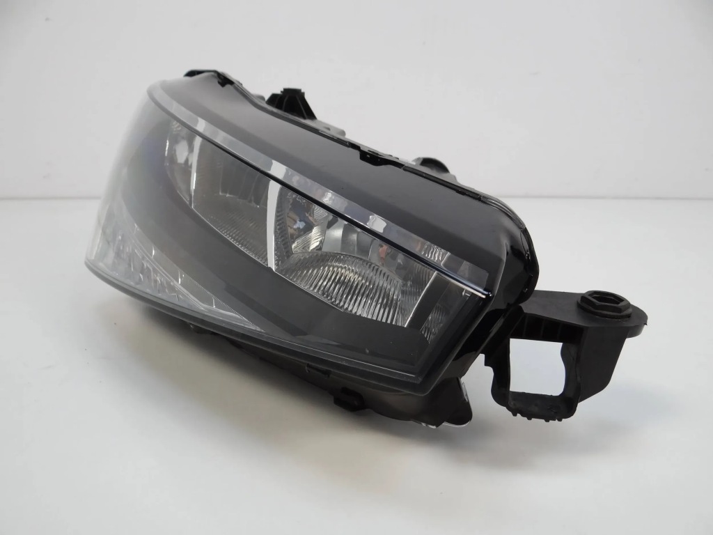 фото №2, Skoda scala 657941016 фара led лампа права передня