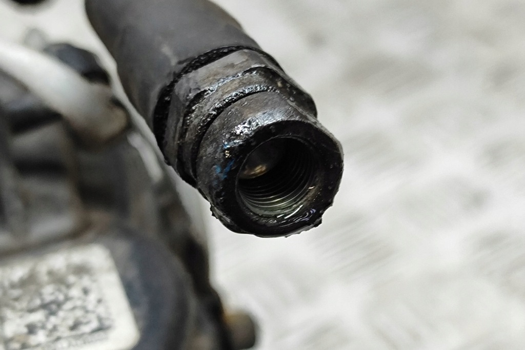 фото №5, Audi q5 fy 80a задній правий супорт гальмівний 80a615404a 2.00 дизель 140kw 20