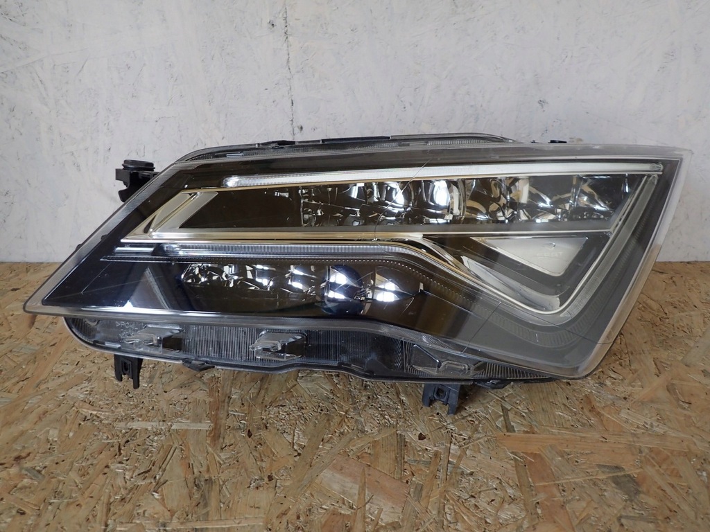 фото №1, Лампа левая левый full led seat ateca 576941007f