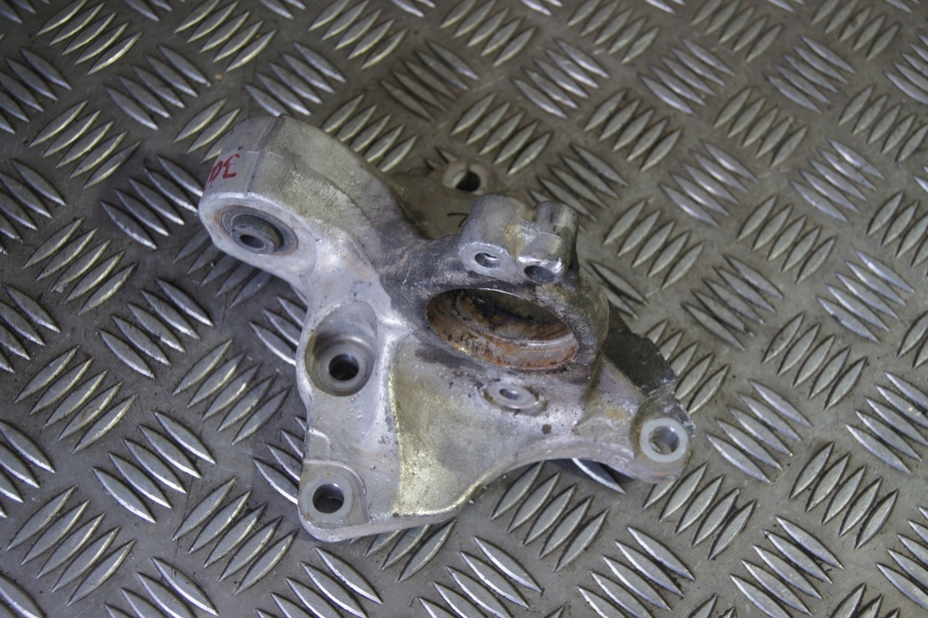 фото №1, Опора полуось 3008 i 2.0 hdi 9653552680