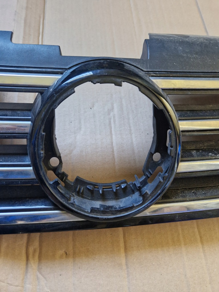 фото №10, Решётка радиатора решётка радиатора перед passat b7 10-14 3aa853651