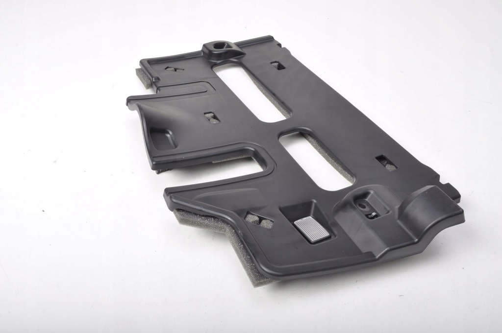 фото №1, Volvo v60 ii захист пластик 31498532 2020r