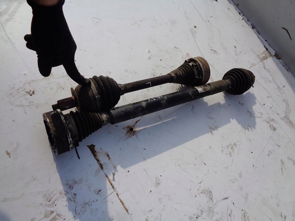 фото №1, Приводной вал левый перед vw polo 5 v 6r 1.6 tdi