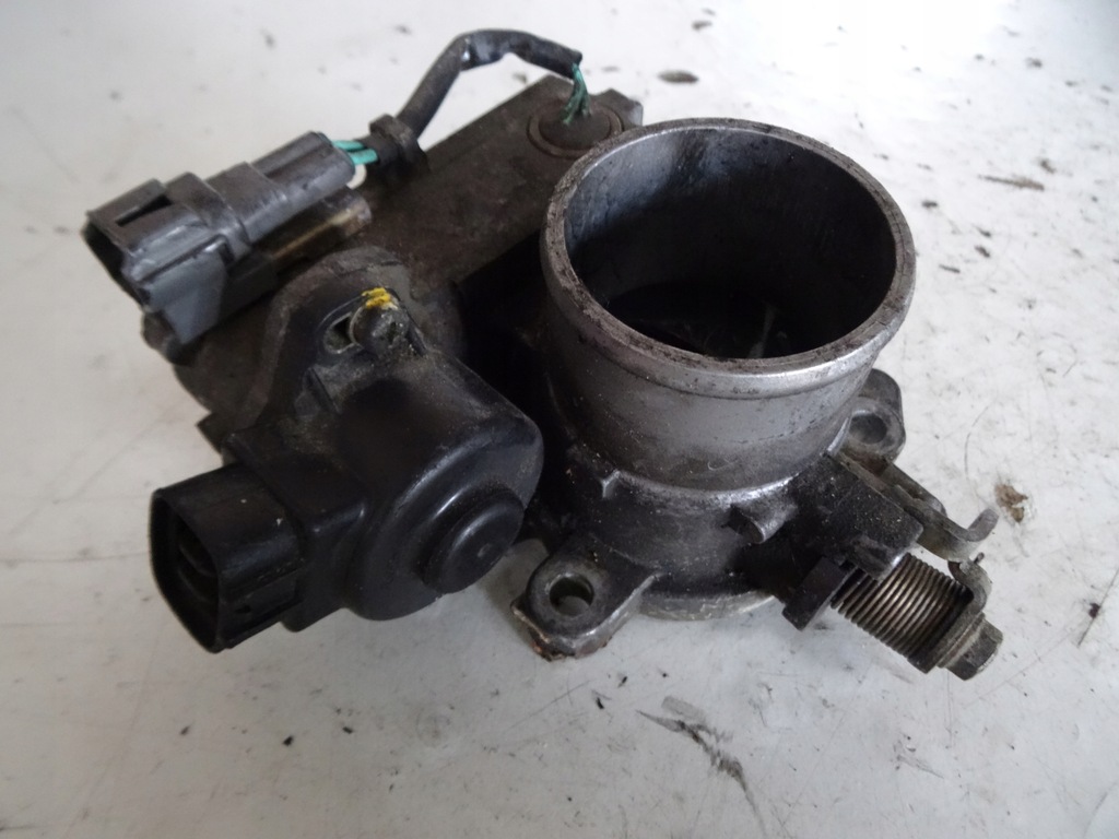 фото №1, Дросельна заслінка toyota avensis t25 2.0d4d 89672-21020