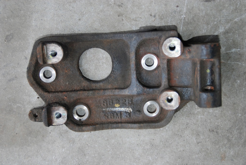 фото №1, Ford ranger ii 2.5 3.0 tdci кронштейн двигателя