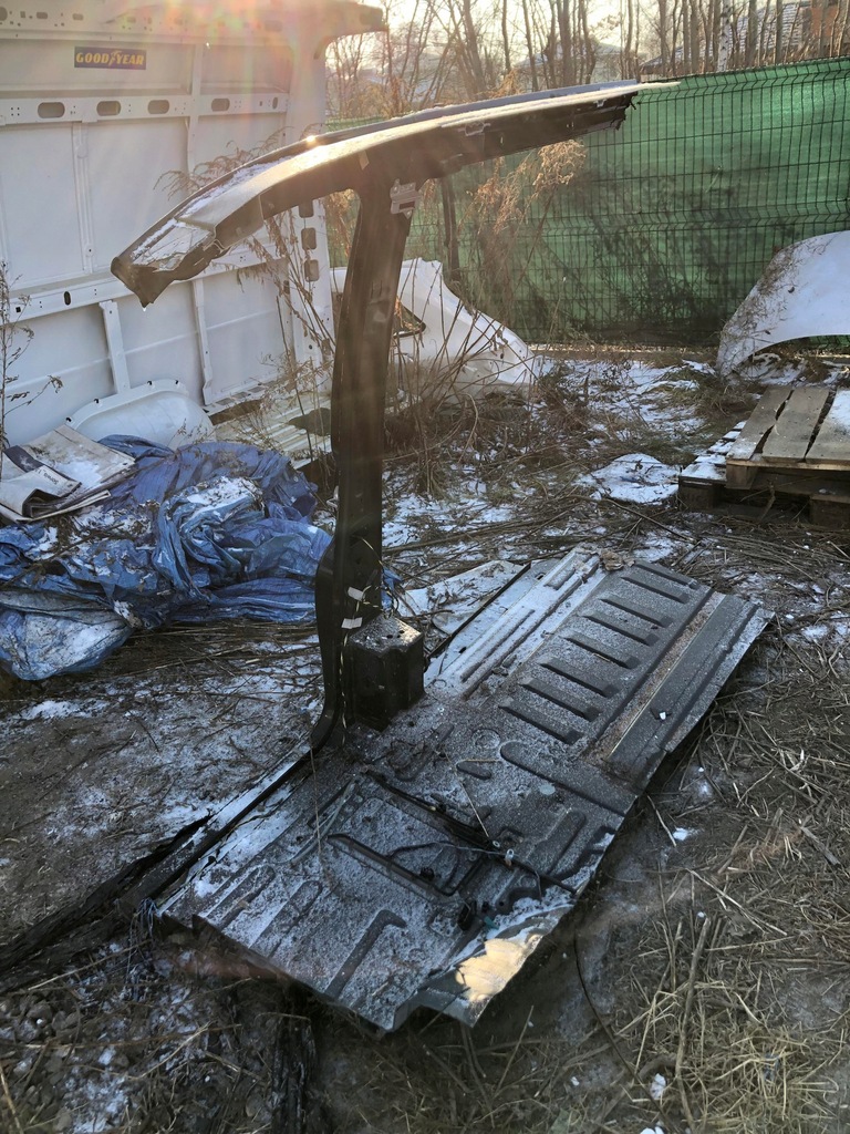 фото №8, Vito w447 2018- блок двигателя b порог правый