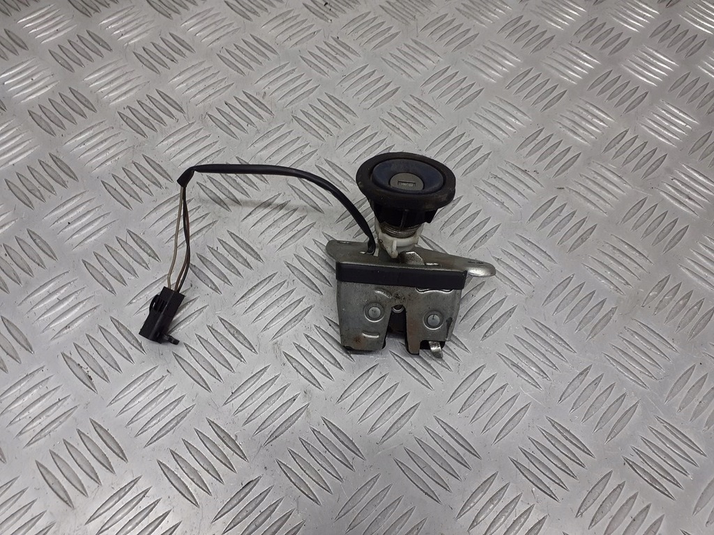 фото №1, Замок крышки багажника fiat punto ii