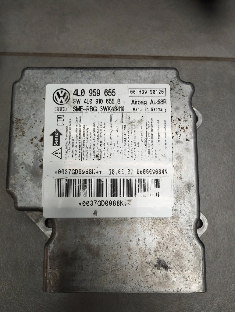 фото №7, Audi q7 4l приборная панель подушки безопасности ремни оригинал