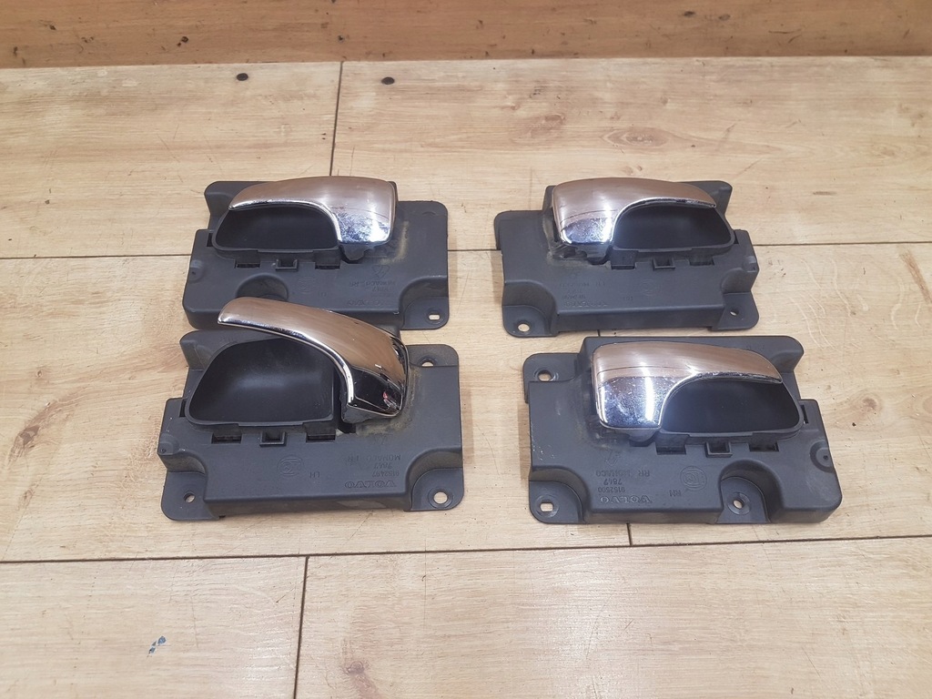 фото №1, Ручка дверь перед задняя комплект volvo v70