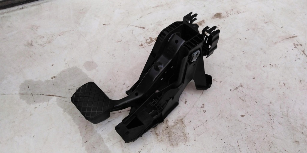фото №3, Audi q3 83a педаль гальма 5q1723058cc