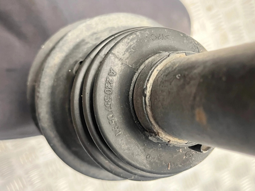 Приводной вал задний  задняя mercedes gl w166 1663501110 Киев