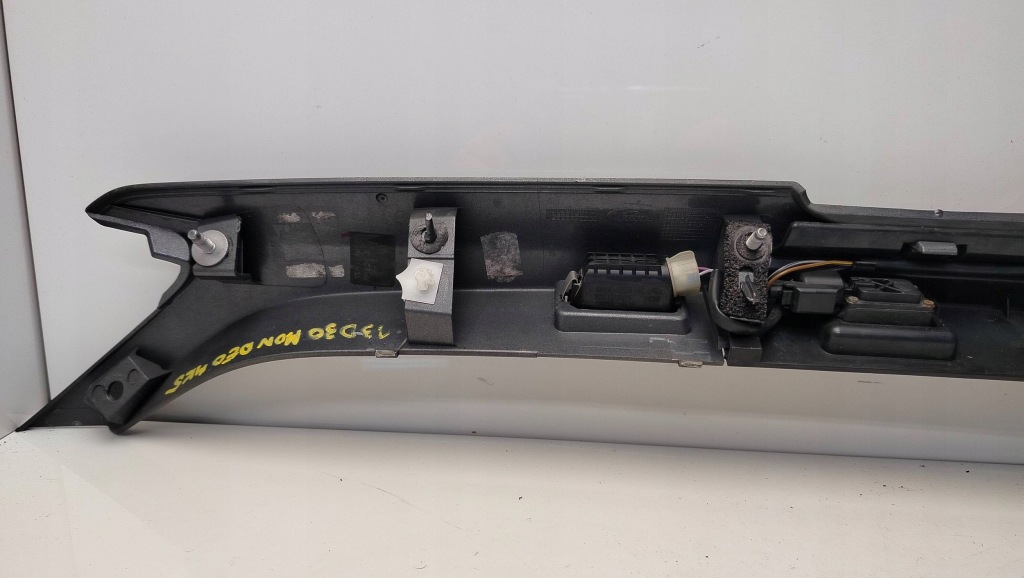 Купити Ford mondeo mk5 hb 14r- накладка молдинг кришки багажника задній ds73-f43404-c nd