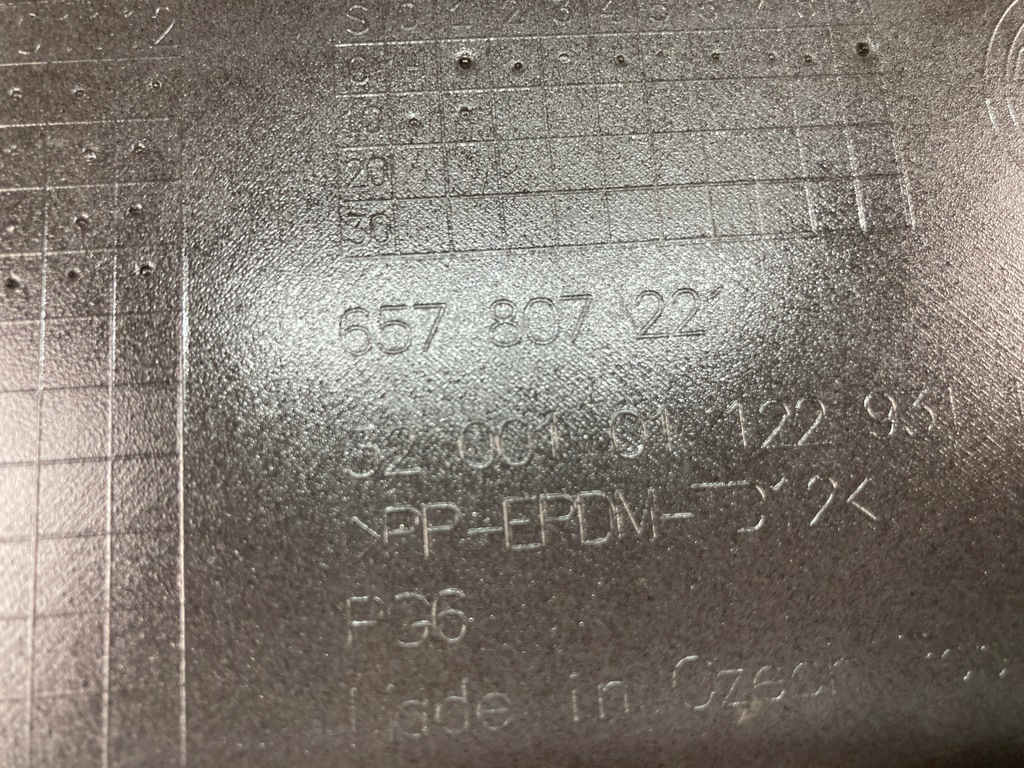 фото №15, Skoda оригінальний номер 657807221 бампер