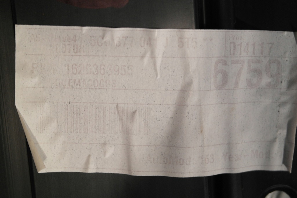 фото №5, Vw jetta 5c6 люк kompletny 5c6877041j