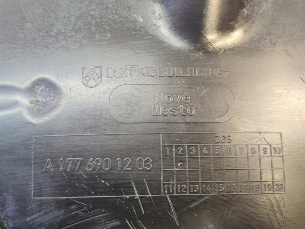 Підкрилок mercedes a-klasa w177 a177 перед праве оригінал  177 b247 a1776901203 Ціна