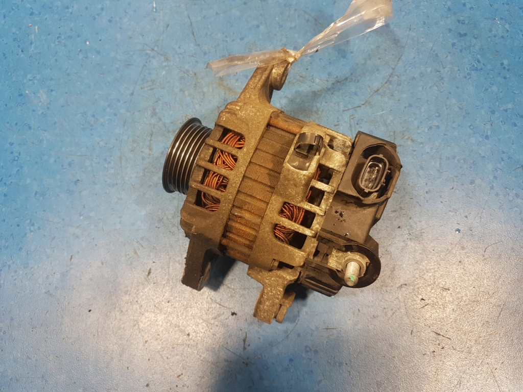 фото №8, Hyundai i20 i 1.2 генератор 37300-03300