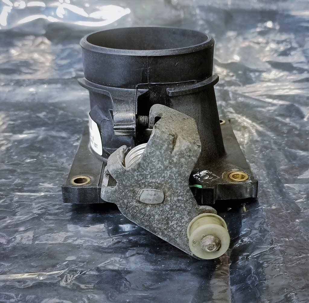 фото №11, Mazda 6 gg gy 1.8 дросельна заслінка