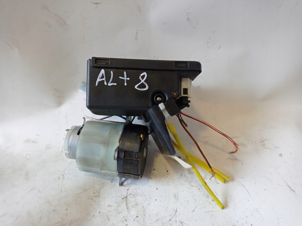 фото №6, Помпа замка центрального w168 1688000148