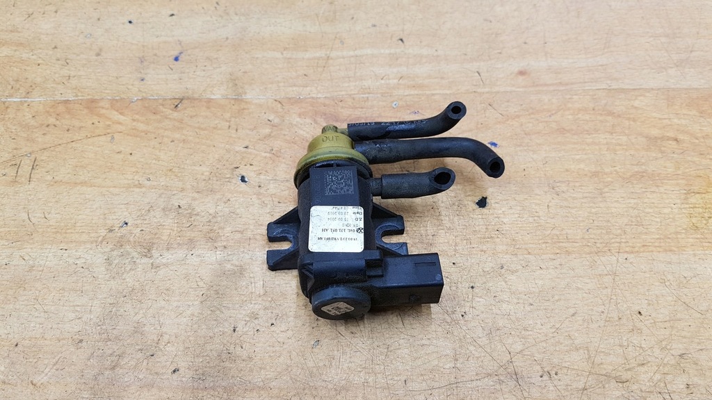 фото №1, Клапан вакуумa vw caddy iv 2.0 tdi