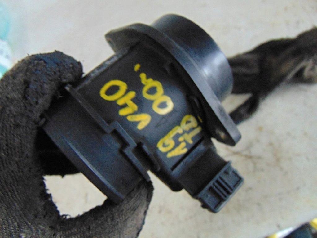 фото №6, Volvo v40 1.9td 00r витратомір 7700105010b