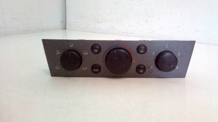 фото №10, Панель обдув i кондиціонера opel vectrac 13138190