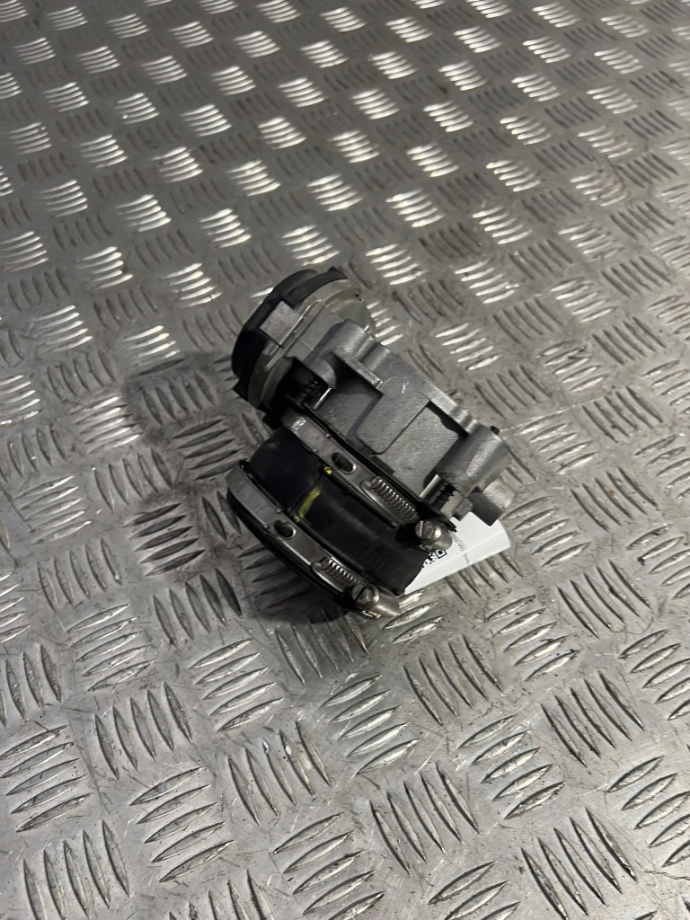 Mercedes-benz c w205 дросельна заслінка a2761410125 в Україні