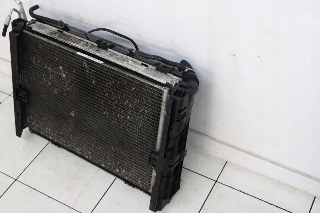 Bmw 1 e81 e87 2004r- 2.0 b радиатор вентилятор комплект с Разборки