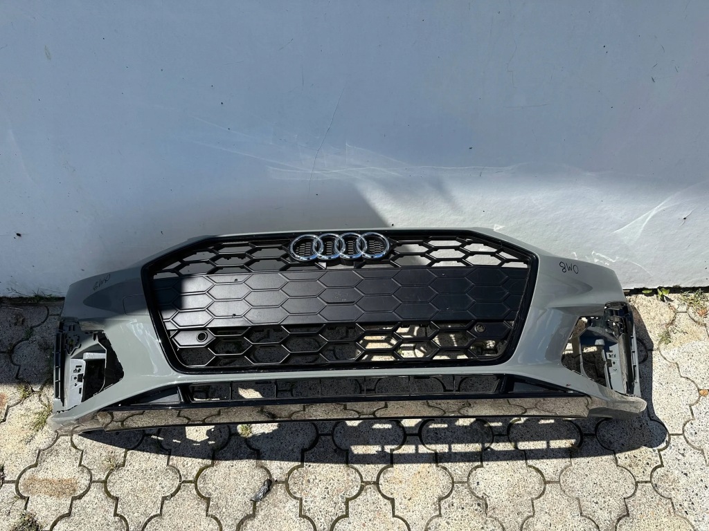 фото №1, Audi a4 b9 competition s-line бампер перед 8w0