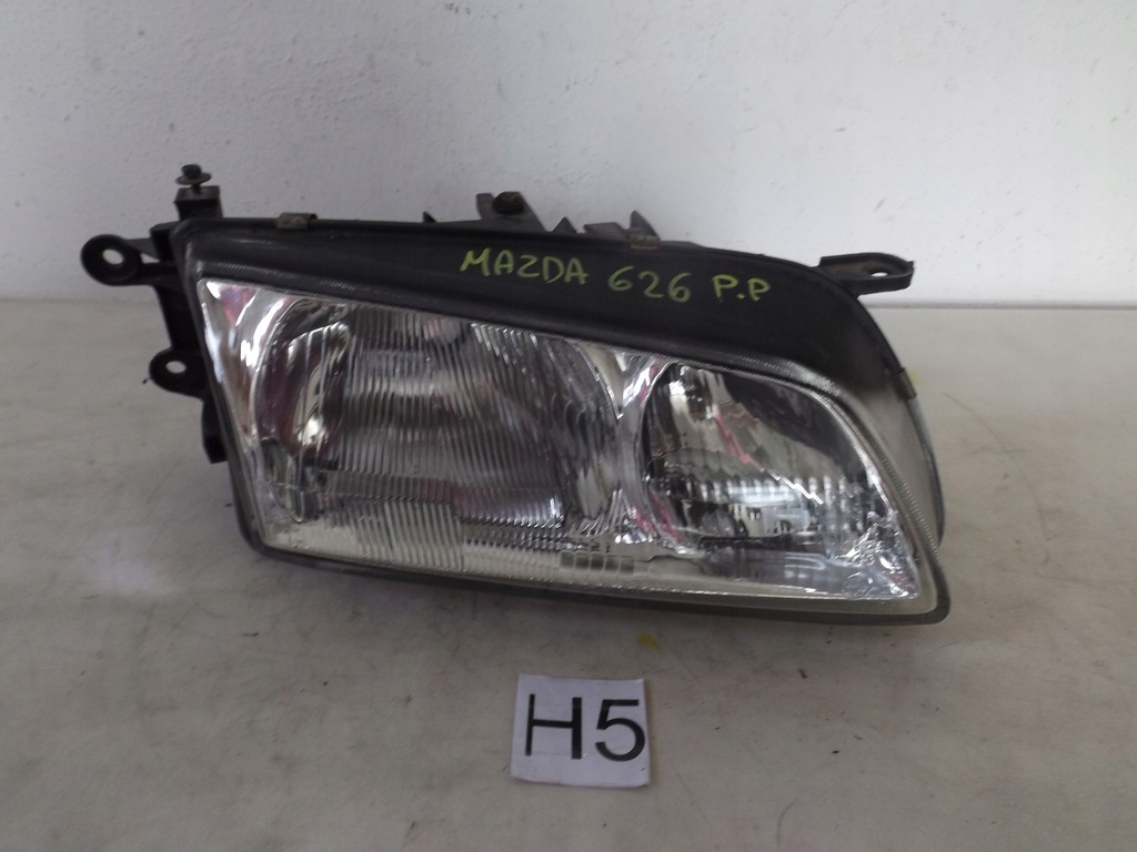фото №1, Mazda 626 лампа правий перед