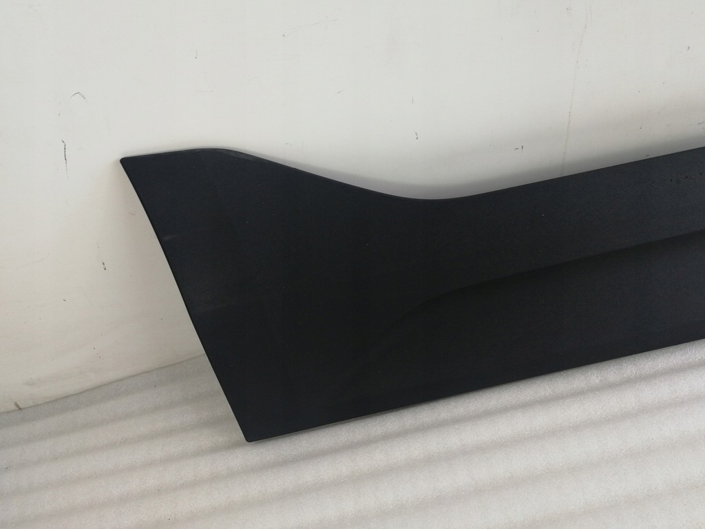 фото №2, Volvo xc40 молдинг дверь правый задняя 31448319