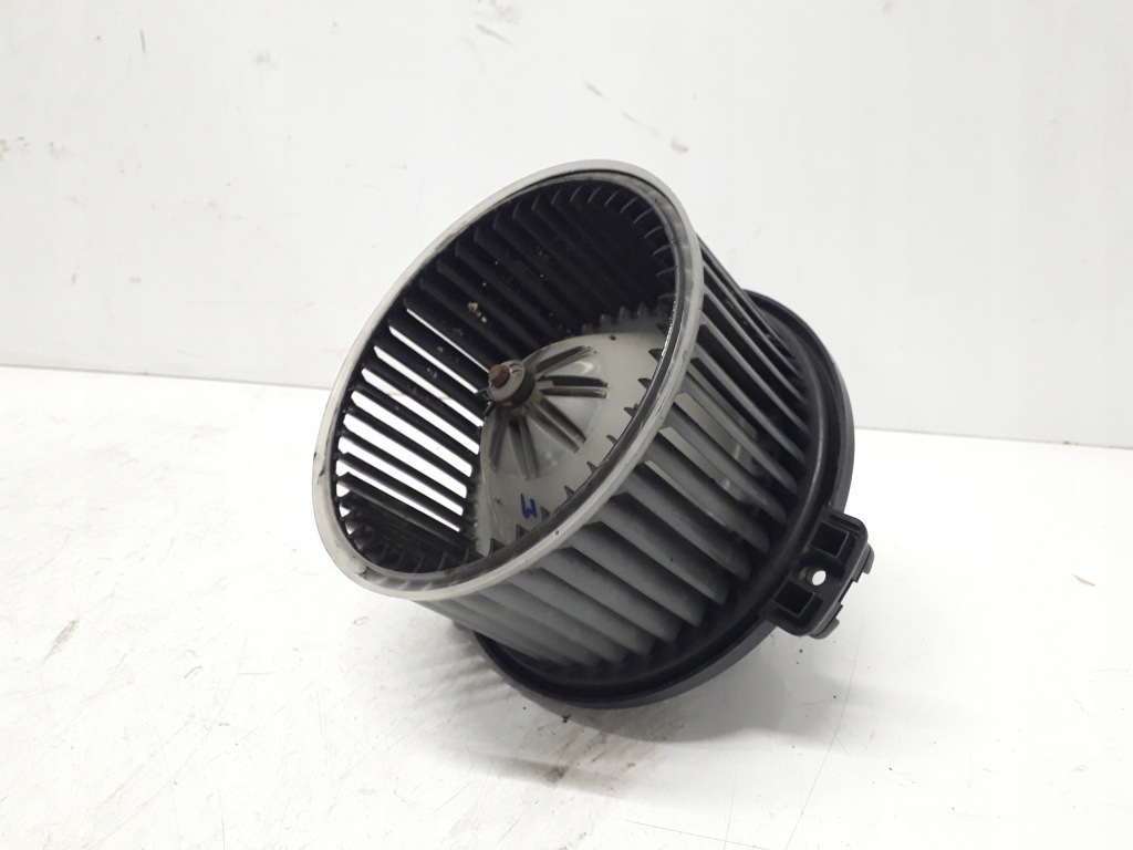 фото №1, Volvo v40 s40 99-04 1.8b повітродувка вентилятор обдув 0130111212 016070-0620