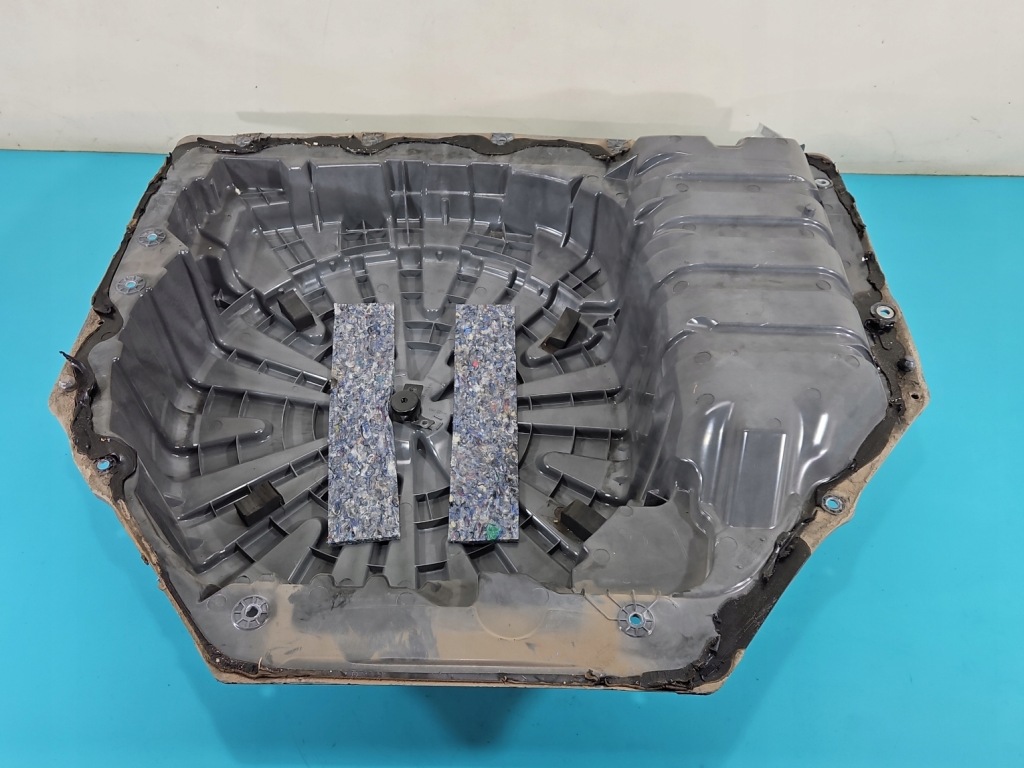 Купить Обшивка багажника пол renault talisman 745143090r