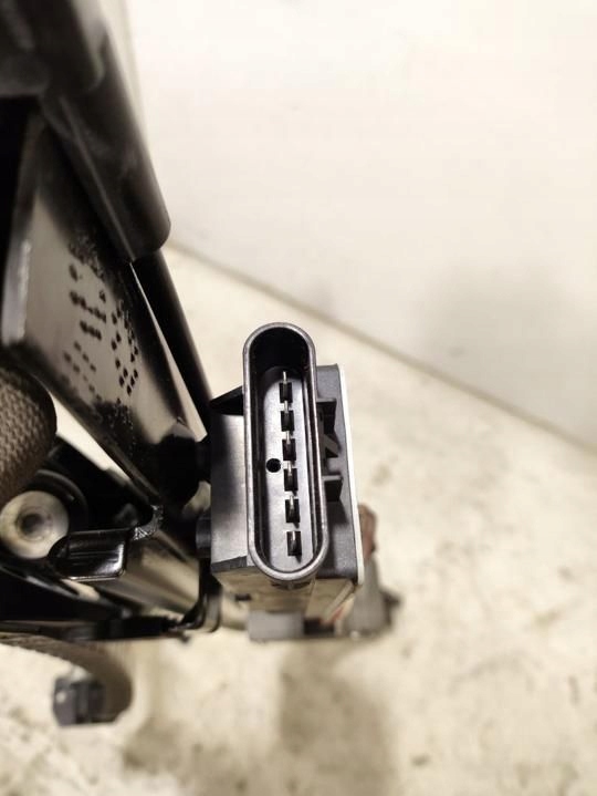 фото №9, Chrysler pacifica 2018 привід замка двері бокових / розсувних