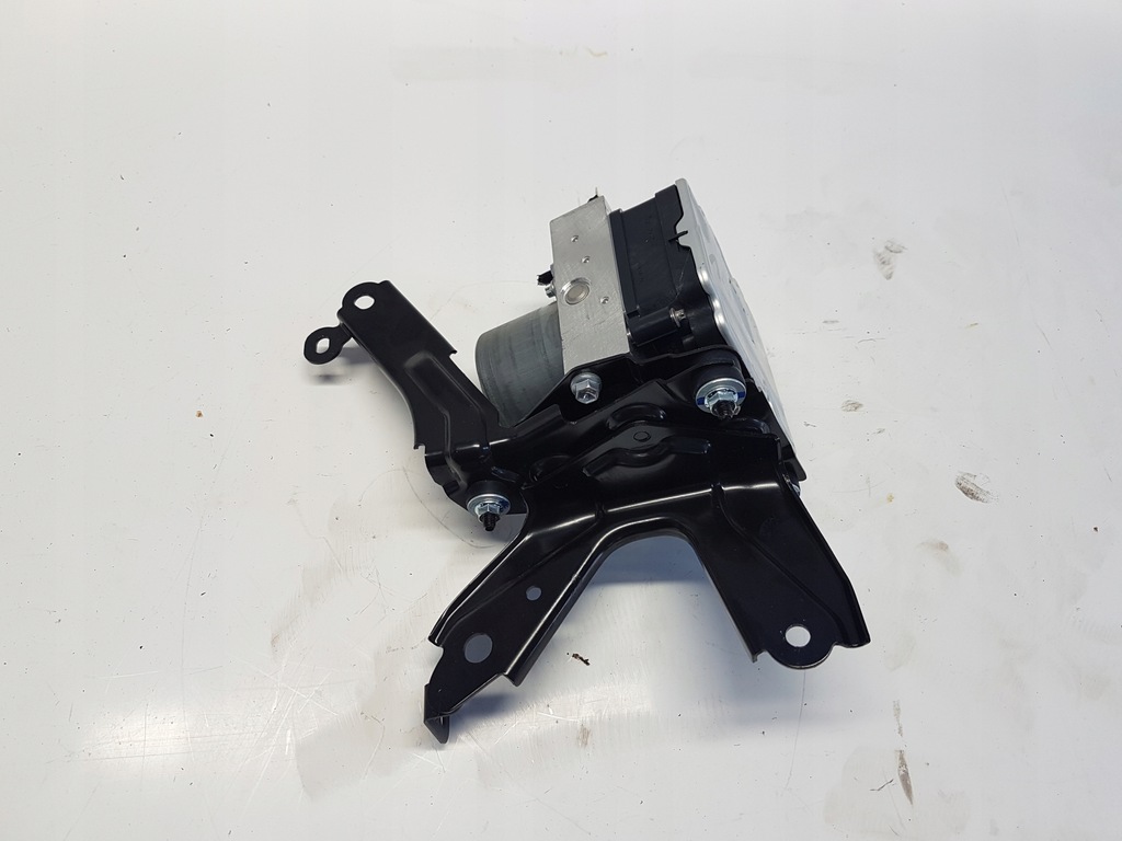 фото №1, Toyota yaris iv p21 насос abs