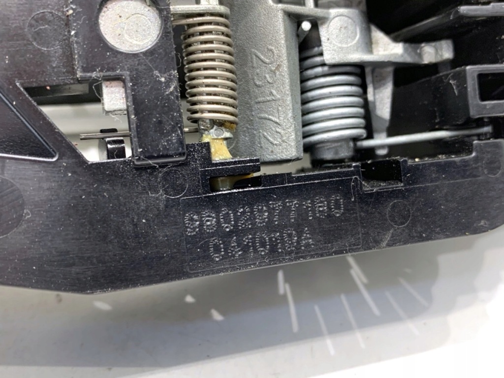 Ручка наружная правый перед opel grandland suv белый перламутр Доставка