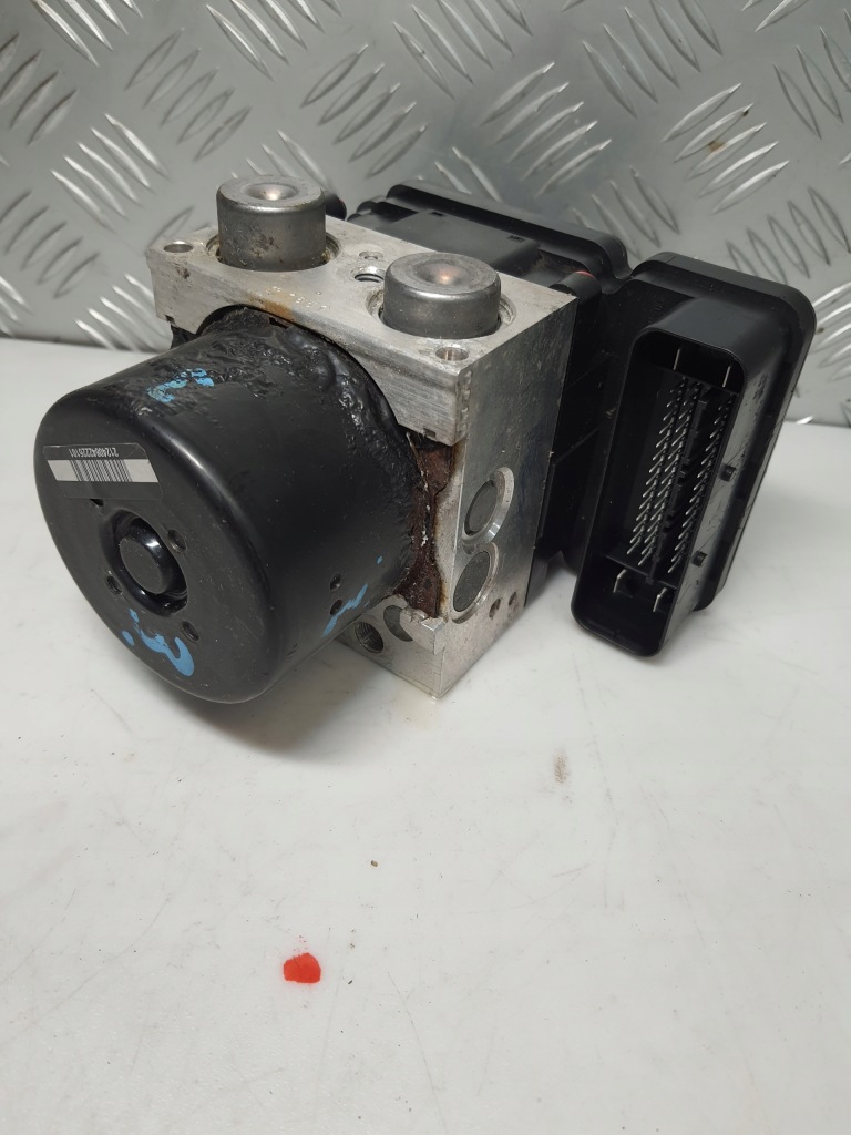 фото №1, Mercedes w204 насос abs a2049012500 a2044313912