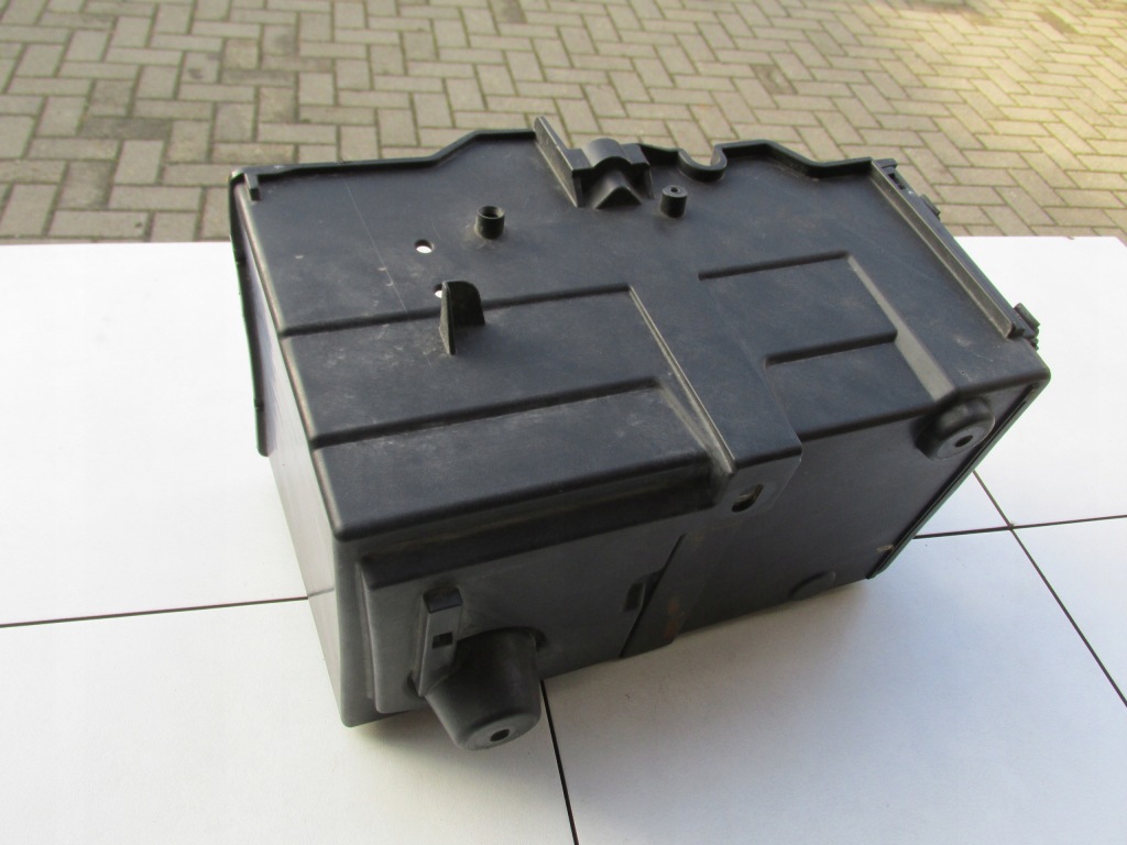 Корпус аккумулятор kuga mk1 2,0 tdci 2012 год Цена