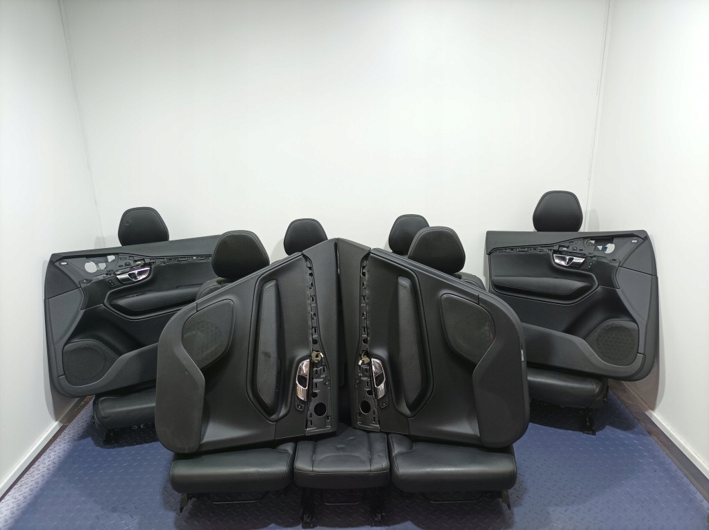 фото №1, Volvo xc90 ii сидіння заднє сидіння обшивки салон шкіра momentum eu