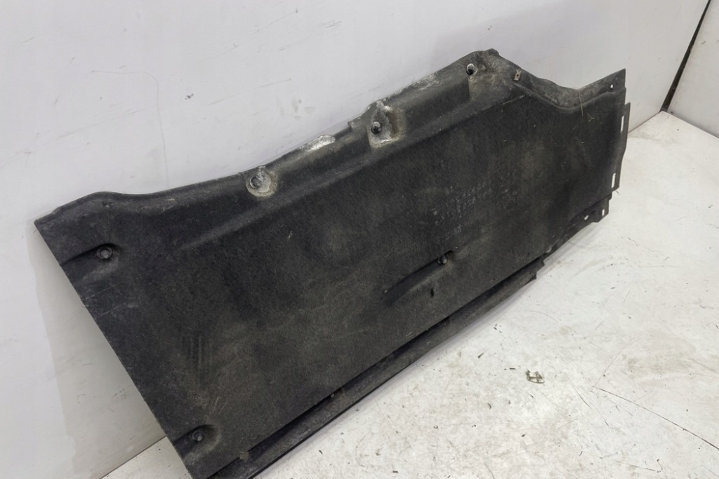 Купить Левая накладка подвеска audi a4 8w2, b9 8w0825207 2.0l дизель 110kw 2015