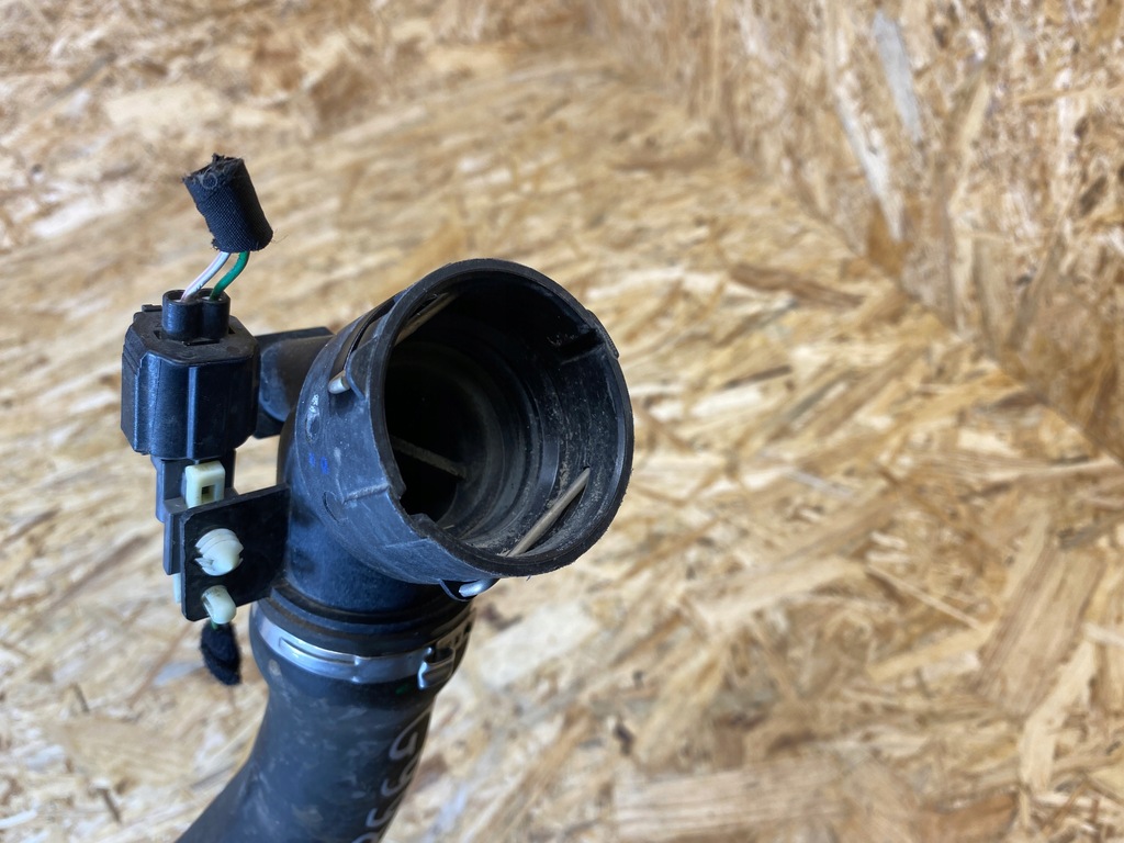 фото №14, Wąż труба шланг wody jaguar xe x760 gx73-8286-fb 2015-