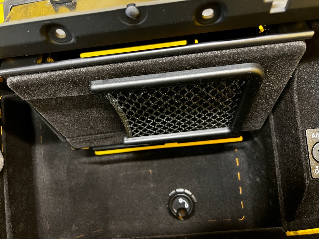 фото №7, Бардачок панелі пасажира vw touareg 7p 7p0 europa