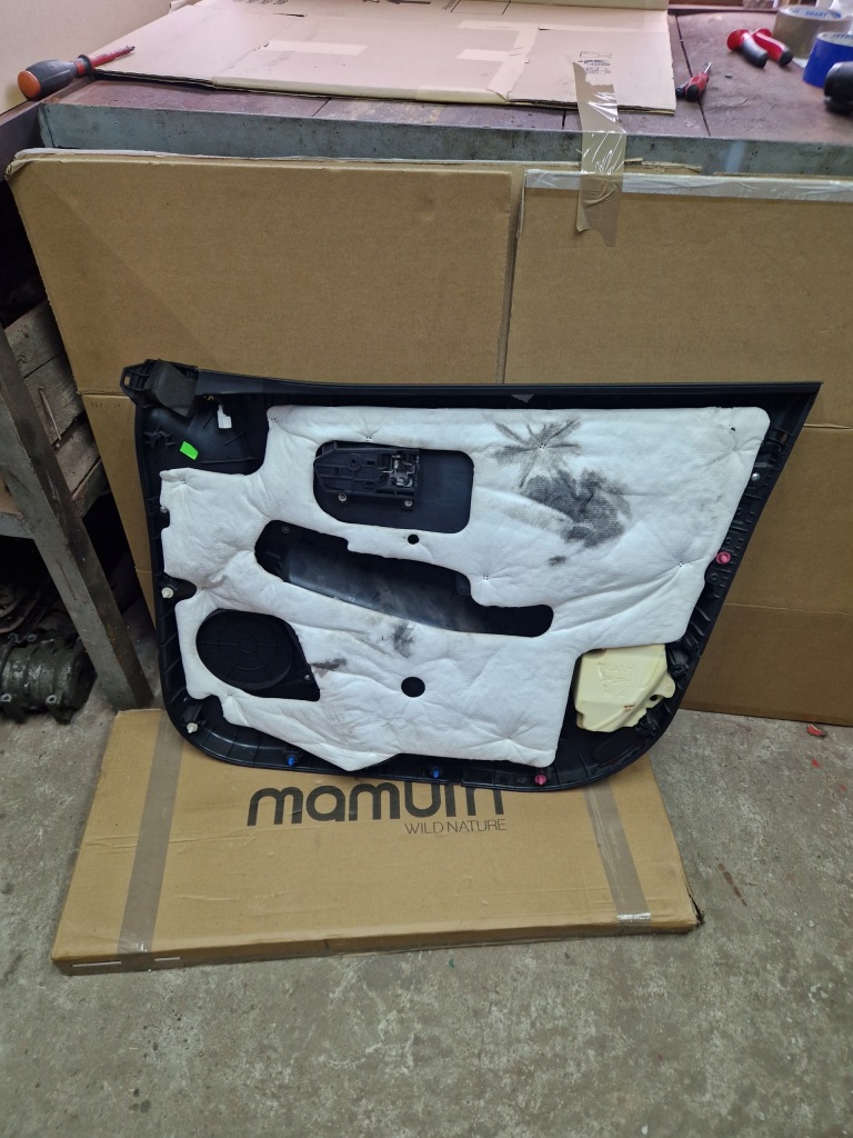 фото №6, Kia sportage iii обшивка обивка дверь левый перед 82351-3u000