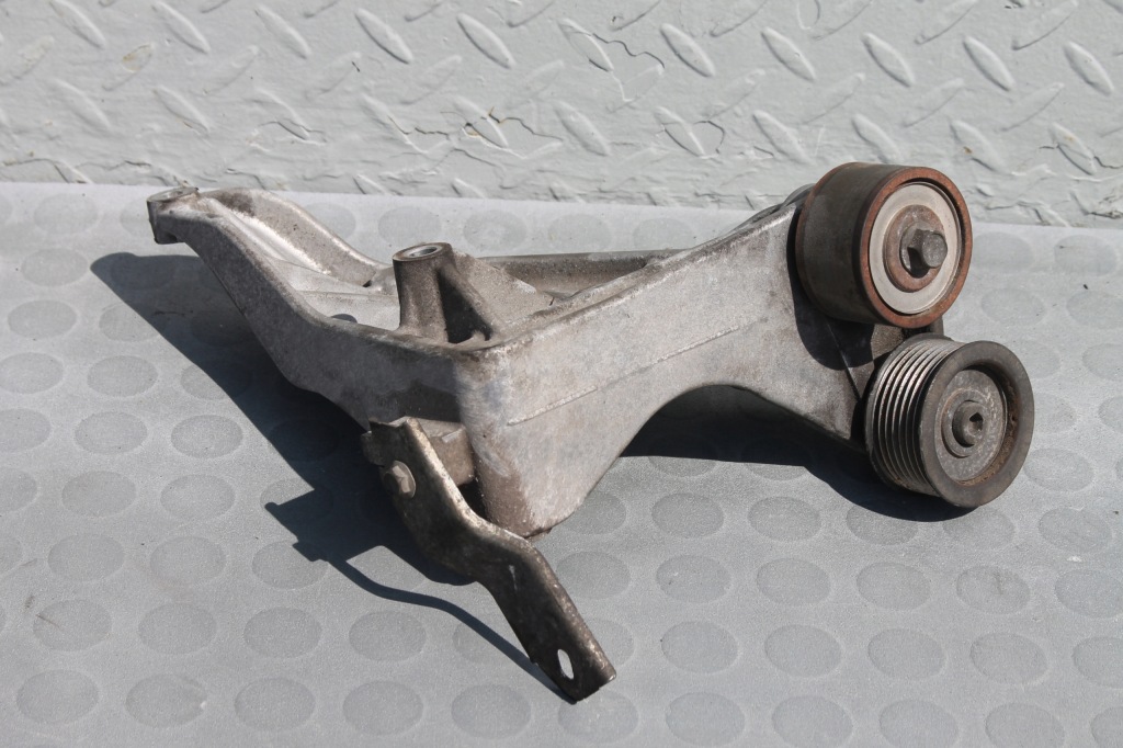 Купить Кронштейн кронштейн генератора grand vitara 2 1.9 ddis