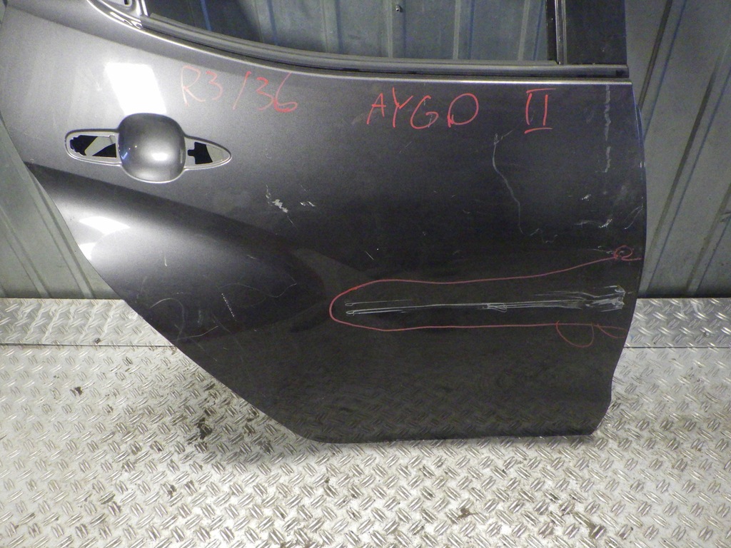 фото №5, Toyota aygo ii дверь правый задняя задние