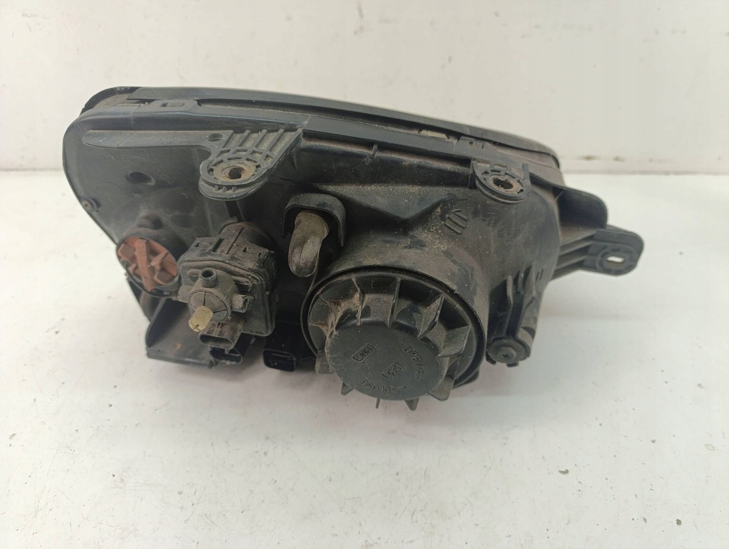 фото №6, Hyundai santa fe i фара лампа перед левая europa