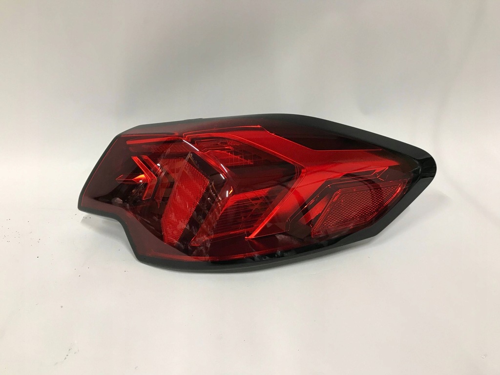 фото №1, Bmw 2 f74 24- лампа задня права зовнішня led usa